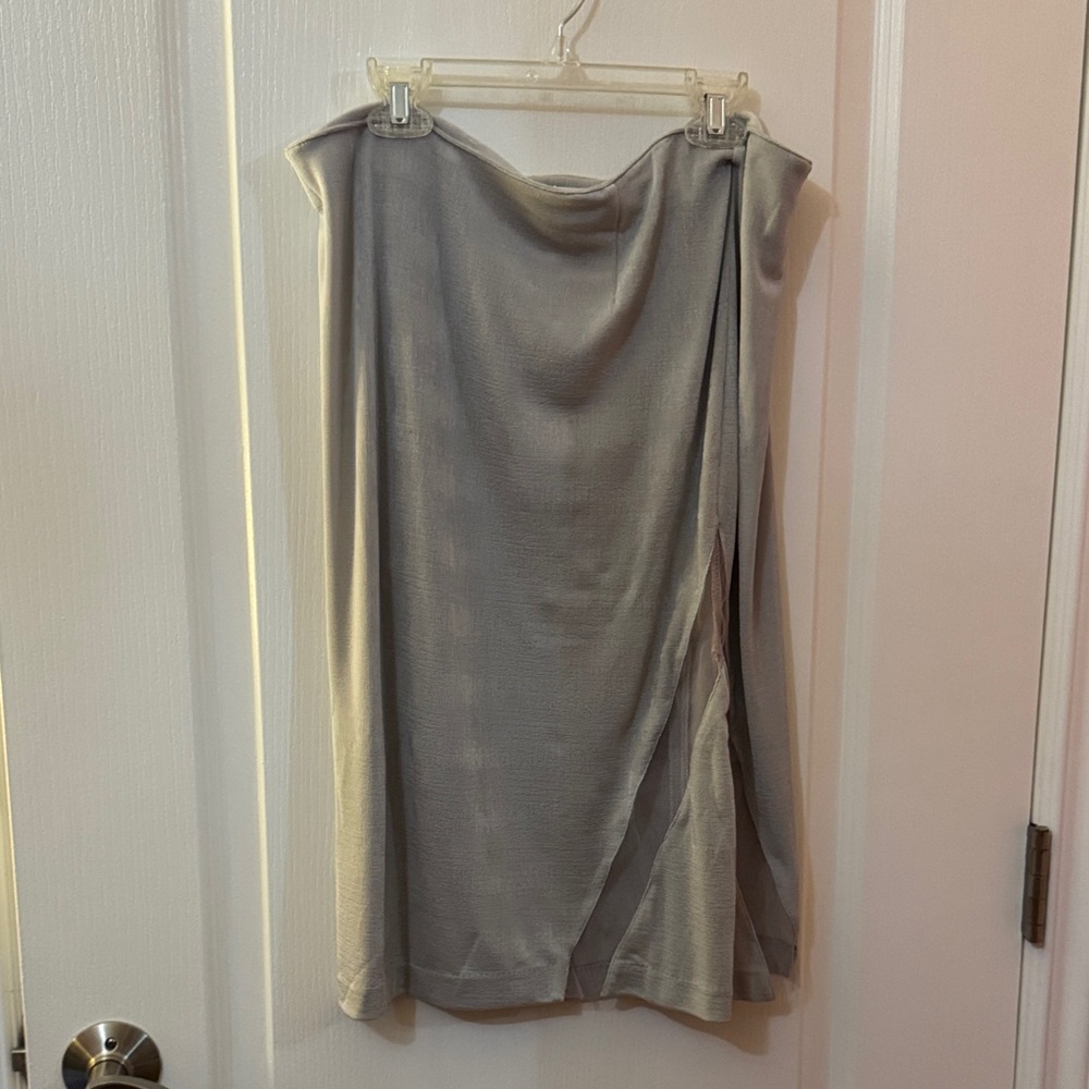 Elegant Gray Women's Skirt